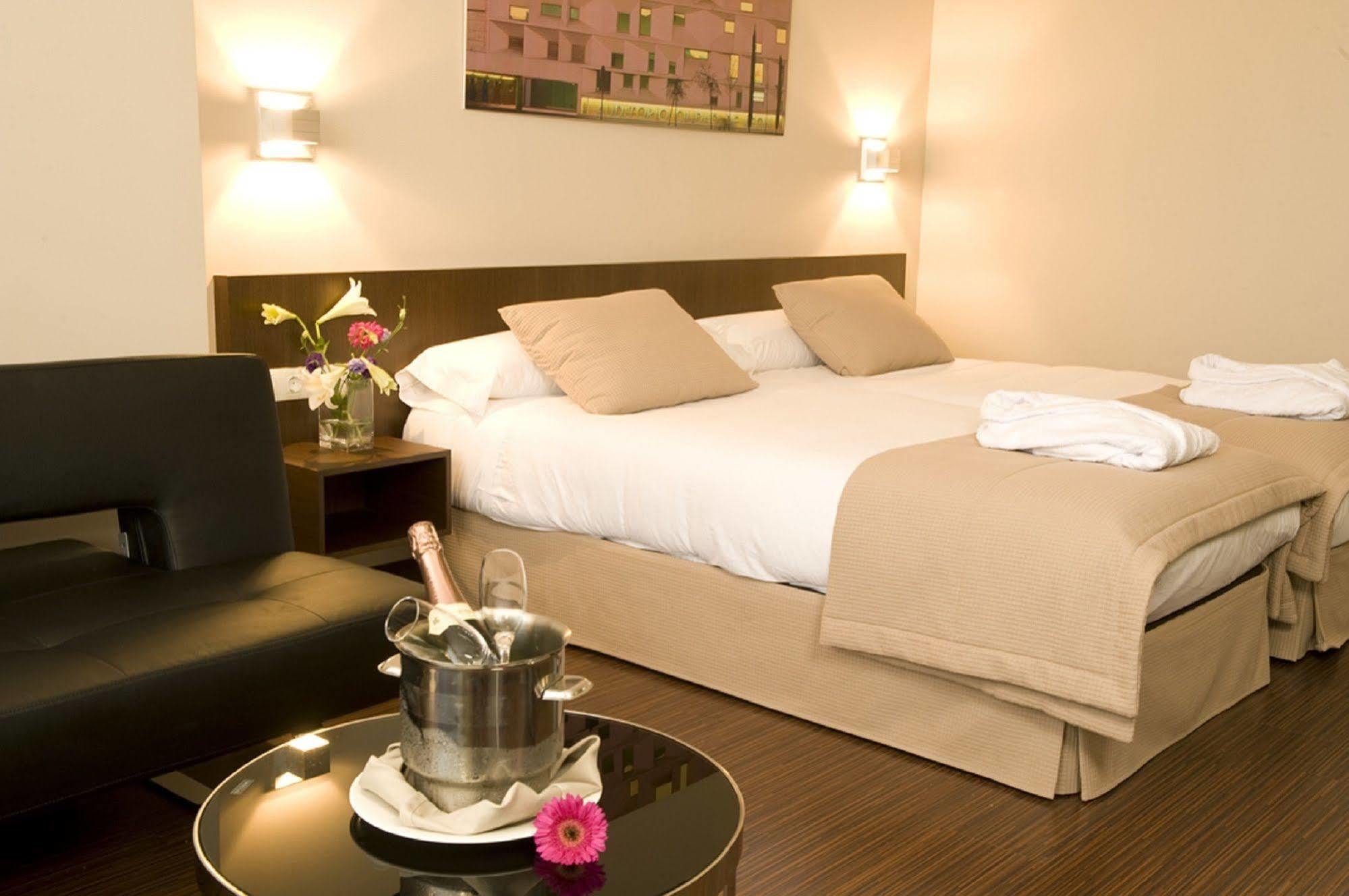 Arva Abad San Antonio Otel León Oda fotoğraf